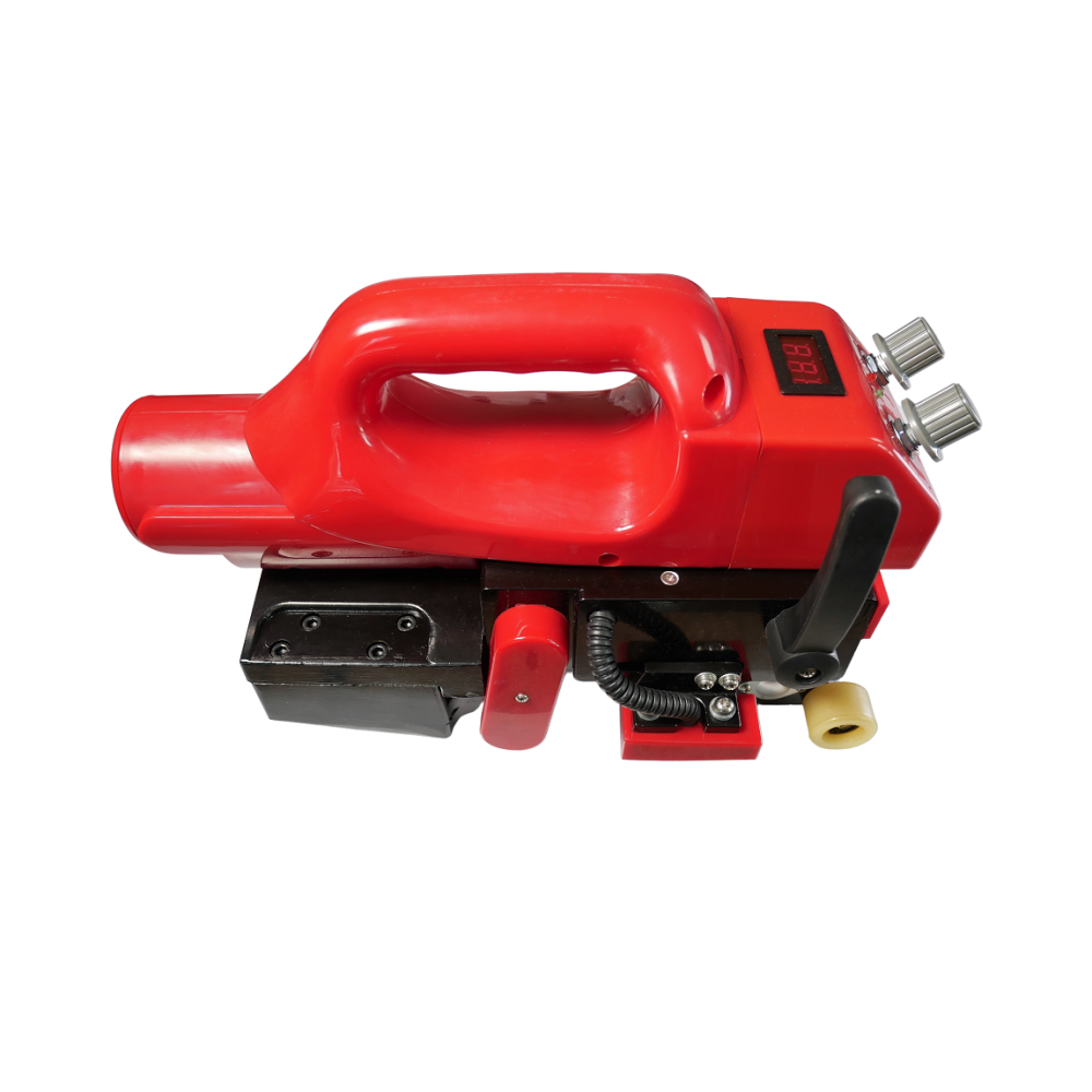 Zgrzewanie folii budowlanej zgrzewarką Bosite 800 | Ataszek.pl Zgrzewanie folii budowlanej zgrzewarką Bosite 800 | Ataszek.pl