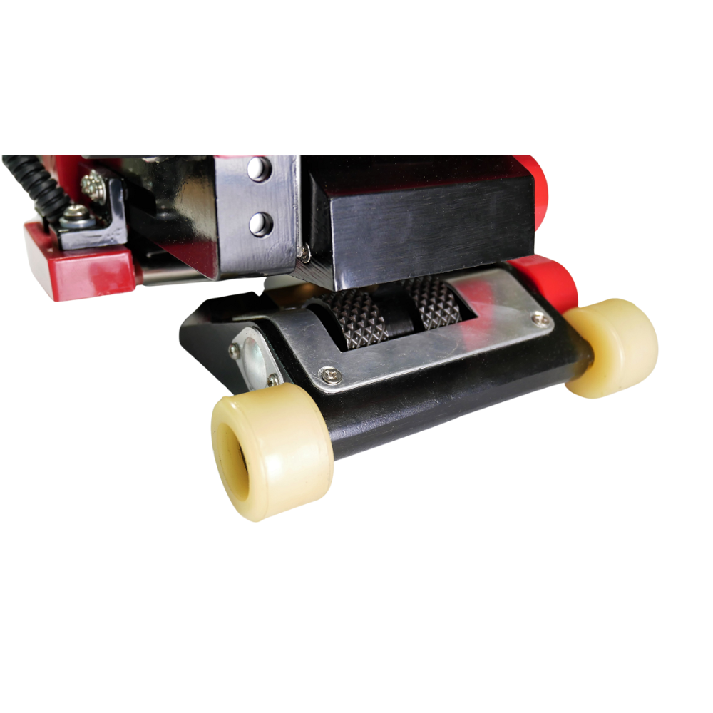 Zgrzewanie folii budowlanej zgrzewarką Bosite 800 | Ataszek.pl Zgrzewanie folii budowlanej zgrzewarką Bosite 800 | Ataszek.pl