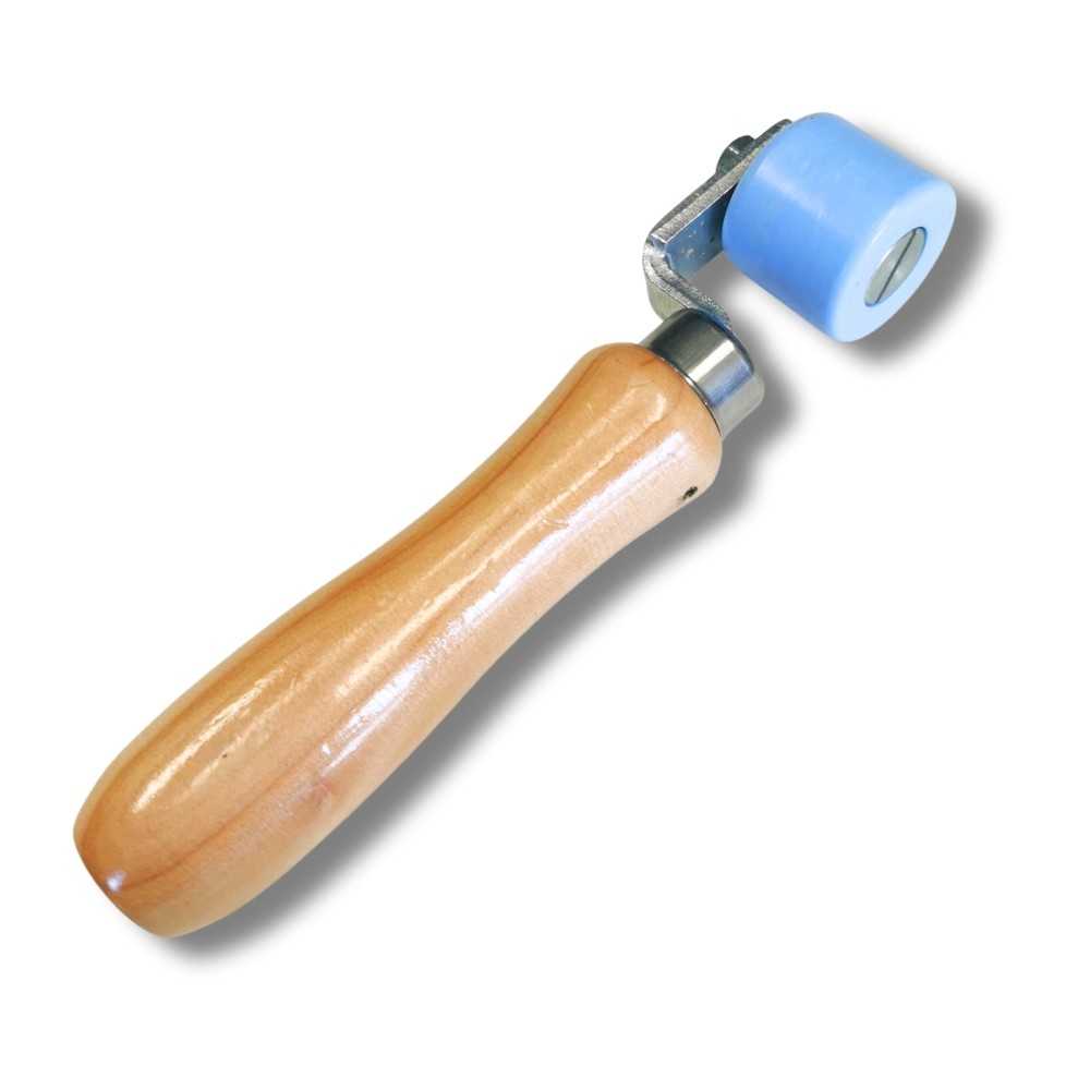 Rolka dociskowa dekarska do membran i pap 28mm | Ataszek.pl Rolka dociskowa dekarska do membran i pap 28mm | Ataszek.pl