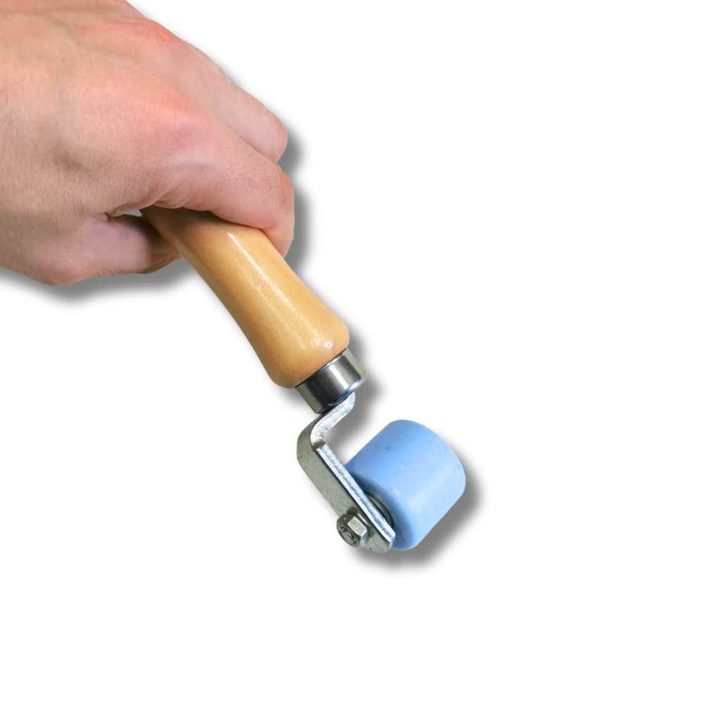 Rolka dociskowa dekarska do membran i pap 28mm | Ataszek.pl Rolka dociskowa dekarska do membran i pap 28mm | Ataszek.pl