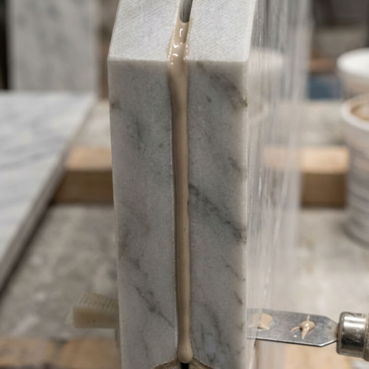 klejenie-płyt-marmurowych