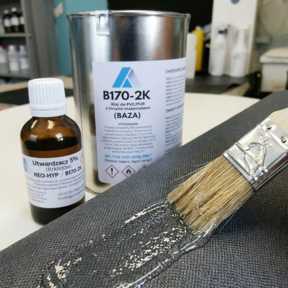 klejenie-tkanin-bezbarwnym-klejem-atk-b170-2k