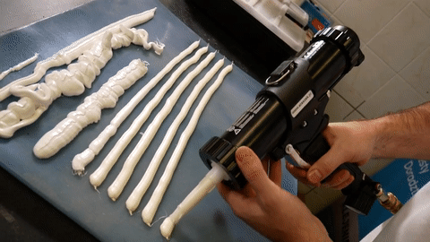 Pistolet pneumatyczny do silikonu