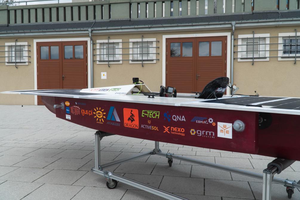 solar-boat